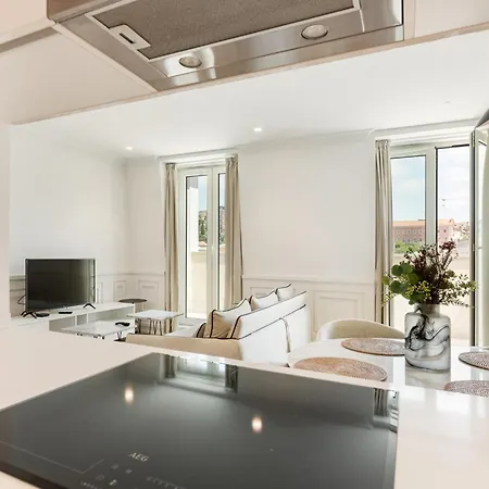 Ave Liberdade Restauradores Deluxe *